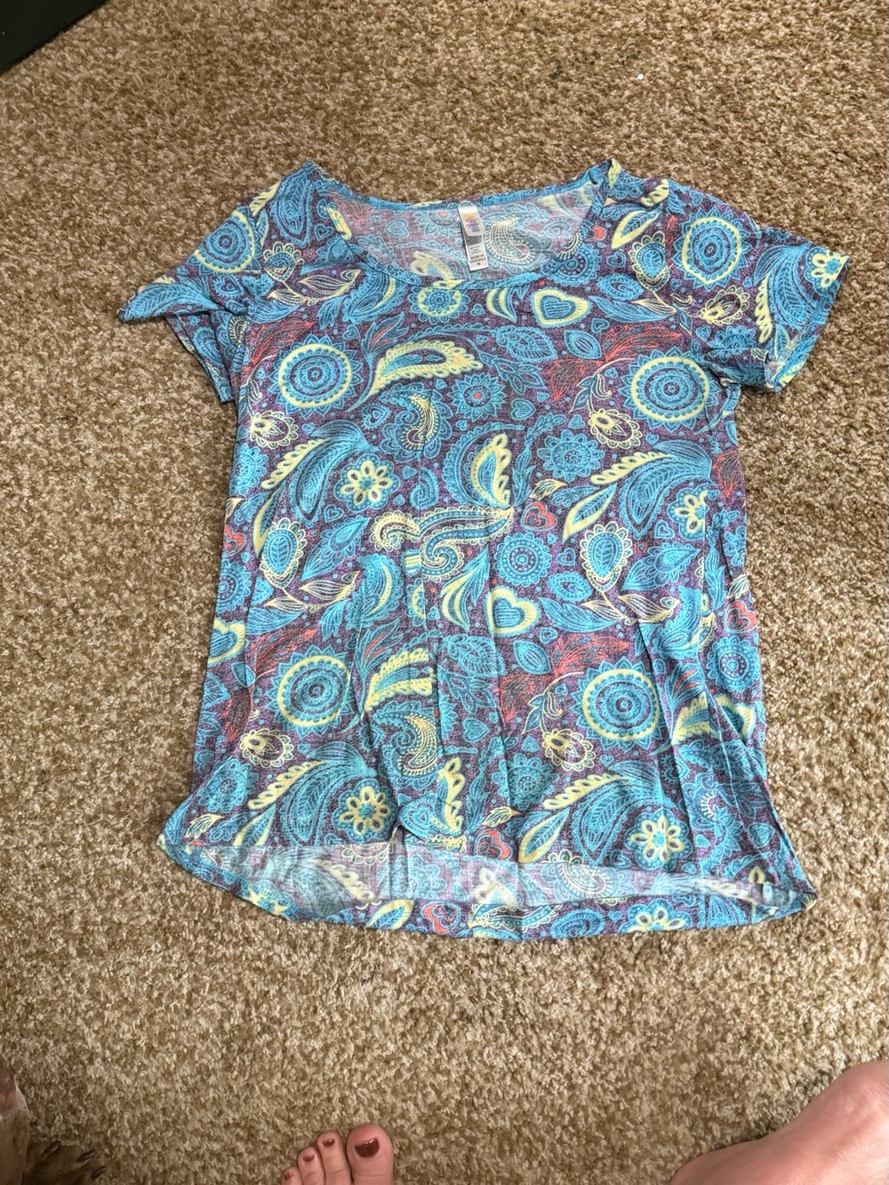 LuLaRoe Short Sleeve Tee in Blue, Teal, Yellow, Burgundy Paisley